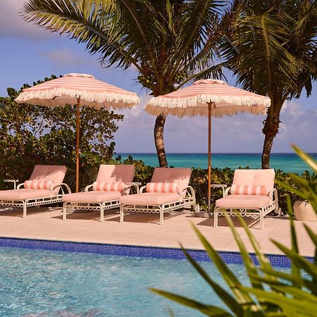 Coral Sands Hotel Dunmore Town Buitenkant foto