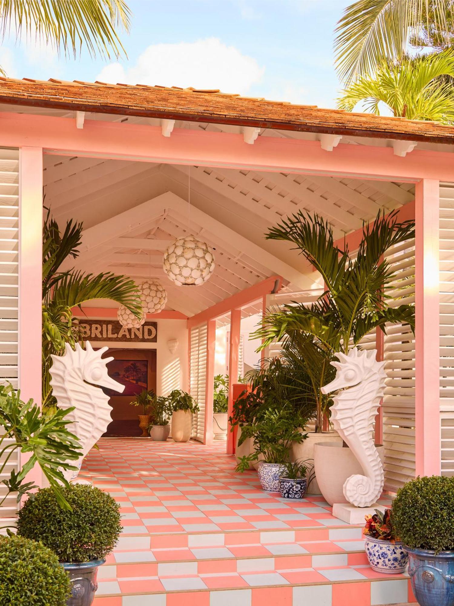 Coral Sands Hotel Dunmore Town Buitenkant foto
