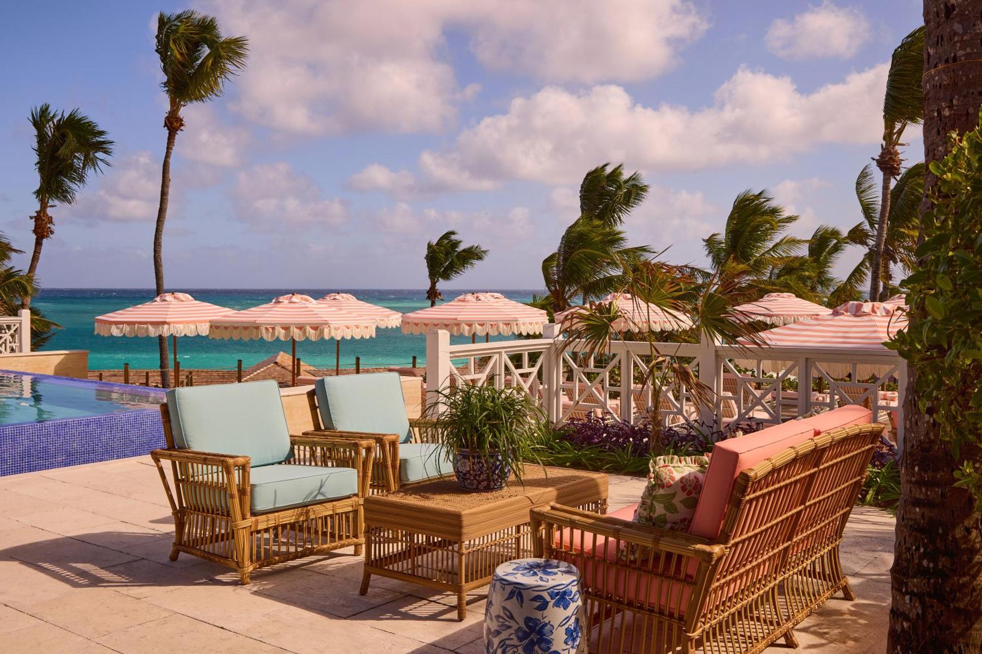 Coral Sands Hotel Dunmore Town Buitenkant foto