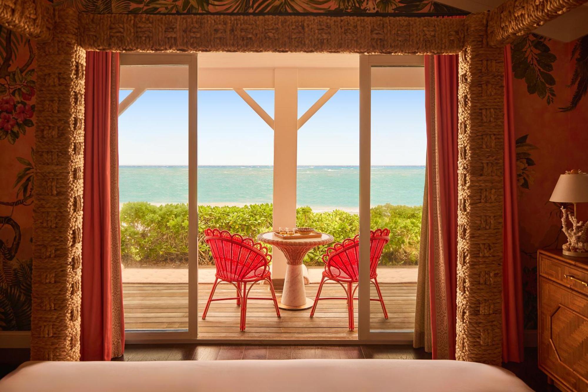 Coral Sands Hotel Dunmore Town Buitenkant foto