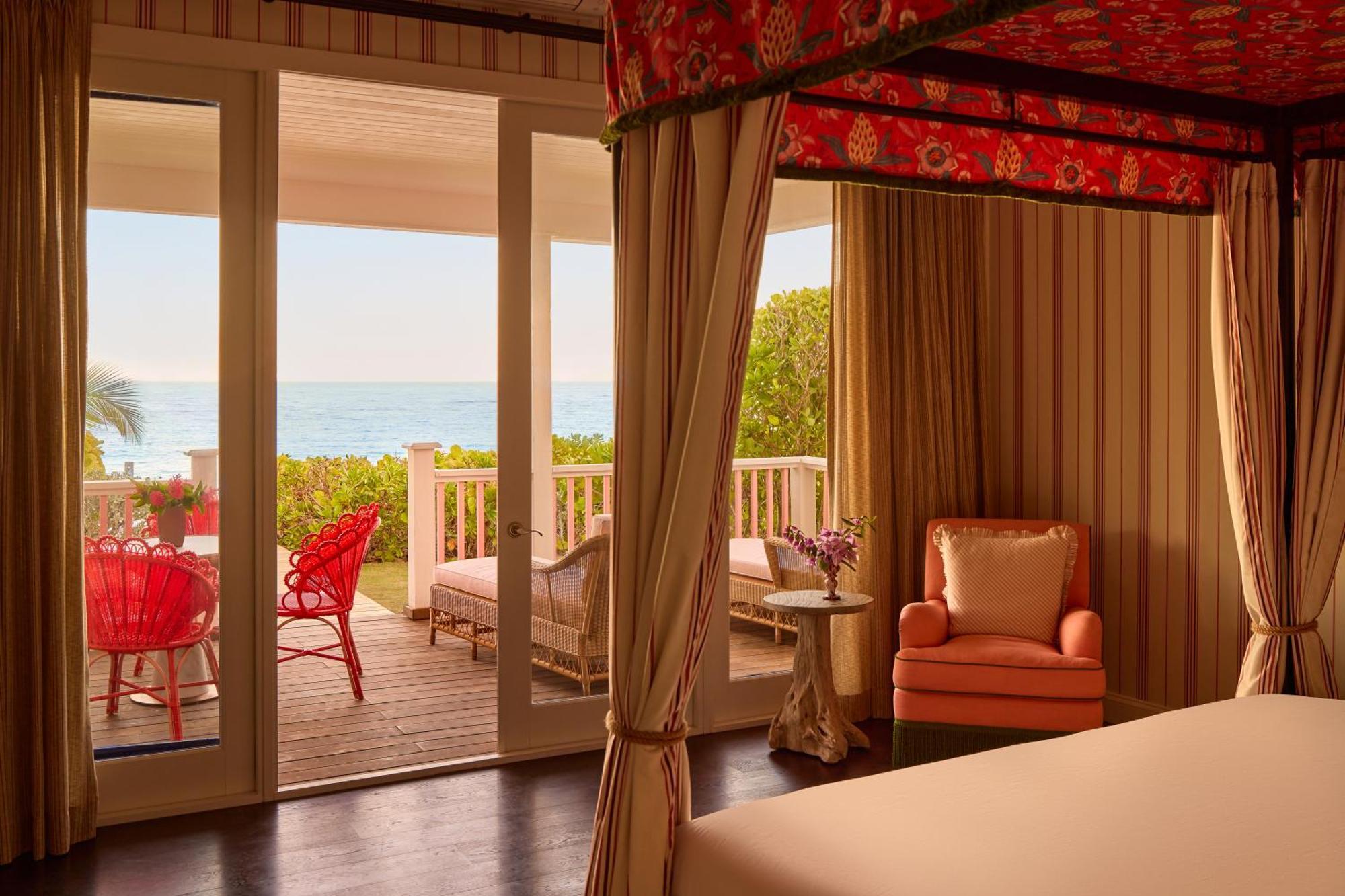 Coral Sands Hotel Dunmore Town Buitenkant foto