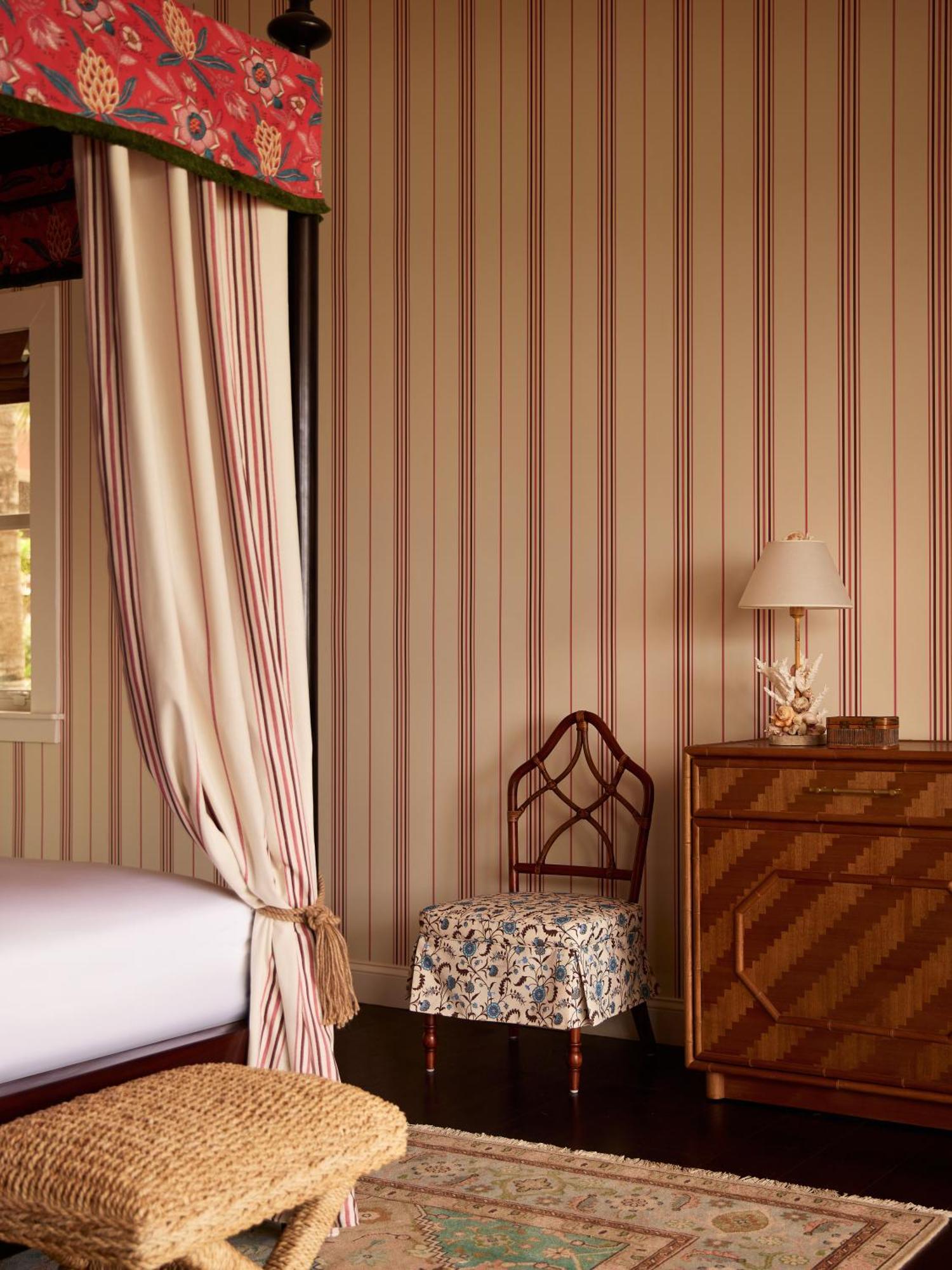 Coral Sands Hotel Dunmore Town Buitenkant foto