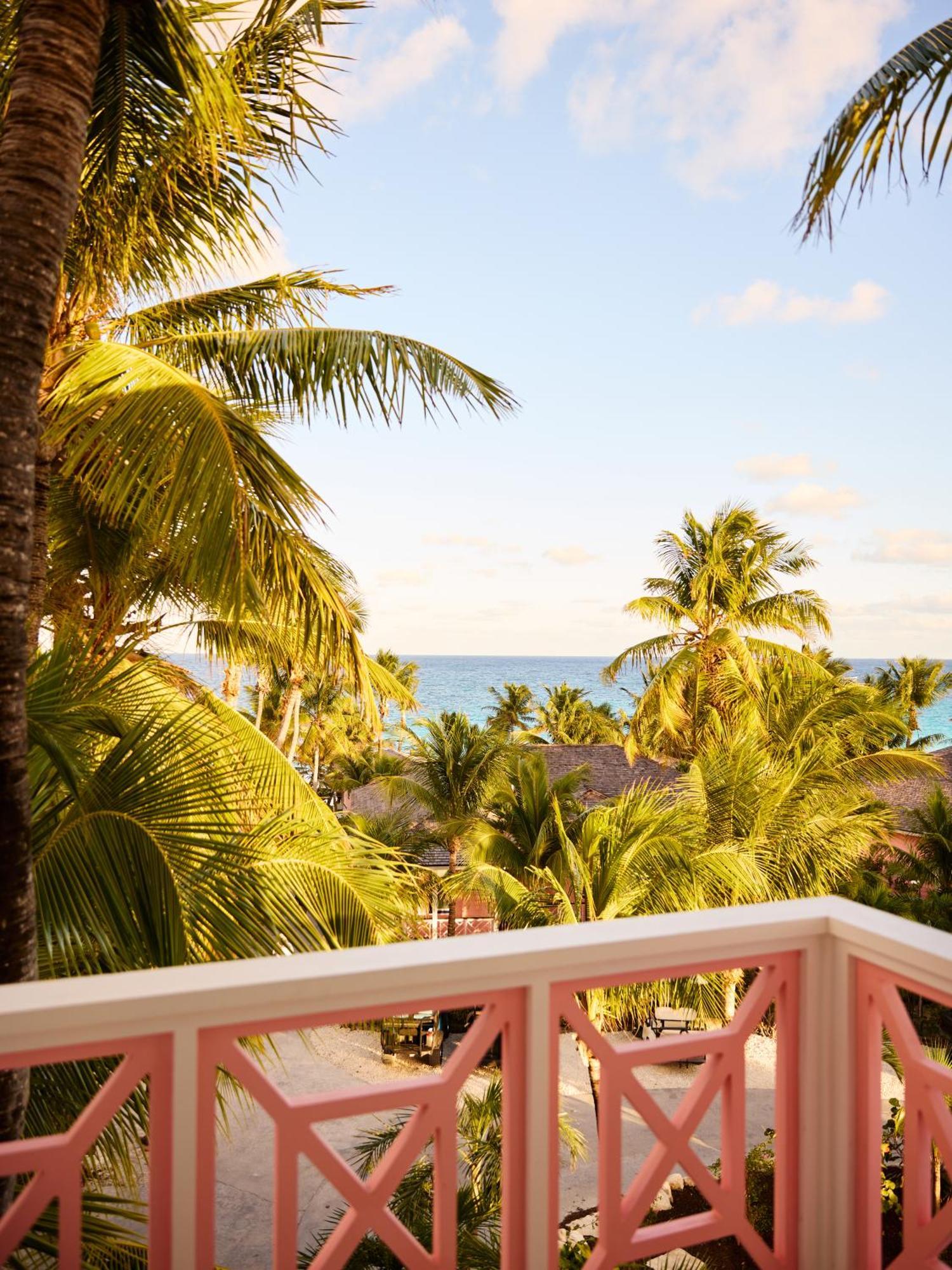 Coral Sands Hotel Dunmore Town Buitenkant foto